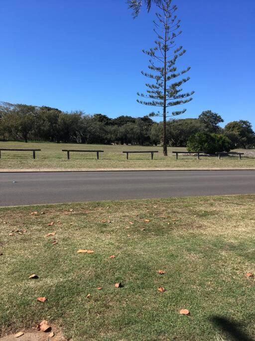 Puppies&Pancakes At Innes Park Opp Park&Beach Dogs Welcome Inside Pemberton Exterior foto